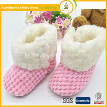 2015 vente chaude crochet tricot rose adorable doux semelle chaude bébé bottes à neige bon marché
